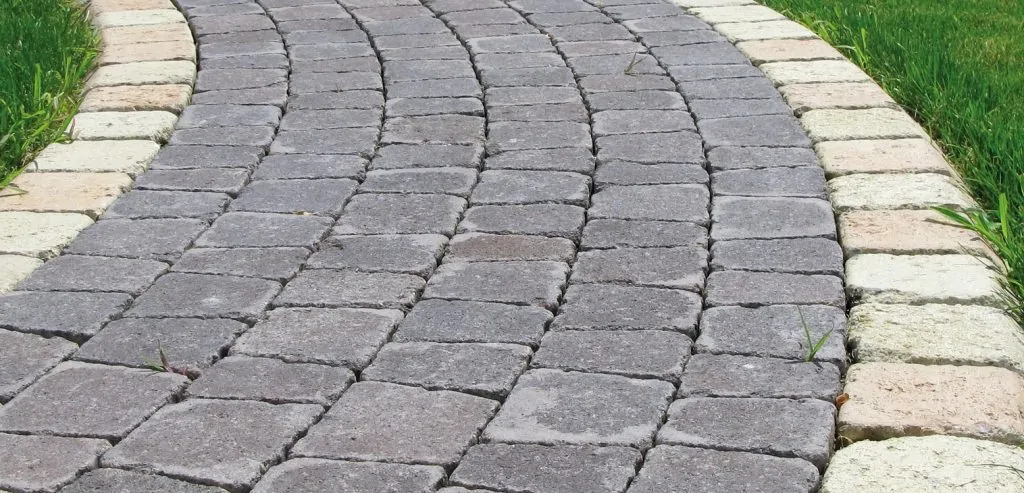 Nie tylko bruk, czyli skąd wziął się pomysł na kostkę